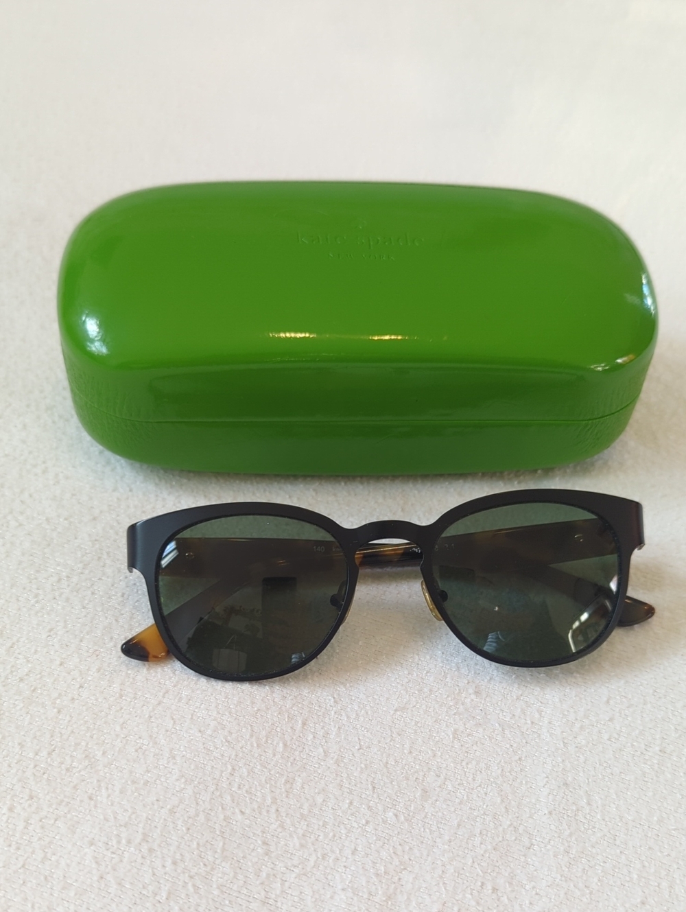 kate spade Black Round Sunglasses with Tortoise Arms and Green Case